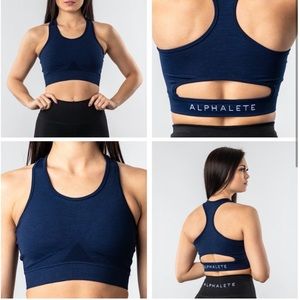 Alphalete - aero sports bra